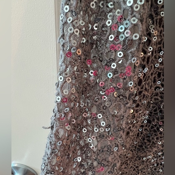 Kay Unger Grey Sparkle Jagged Edge Sheath Dress - Picture 5 of 16